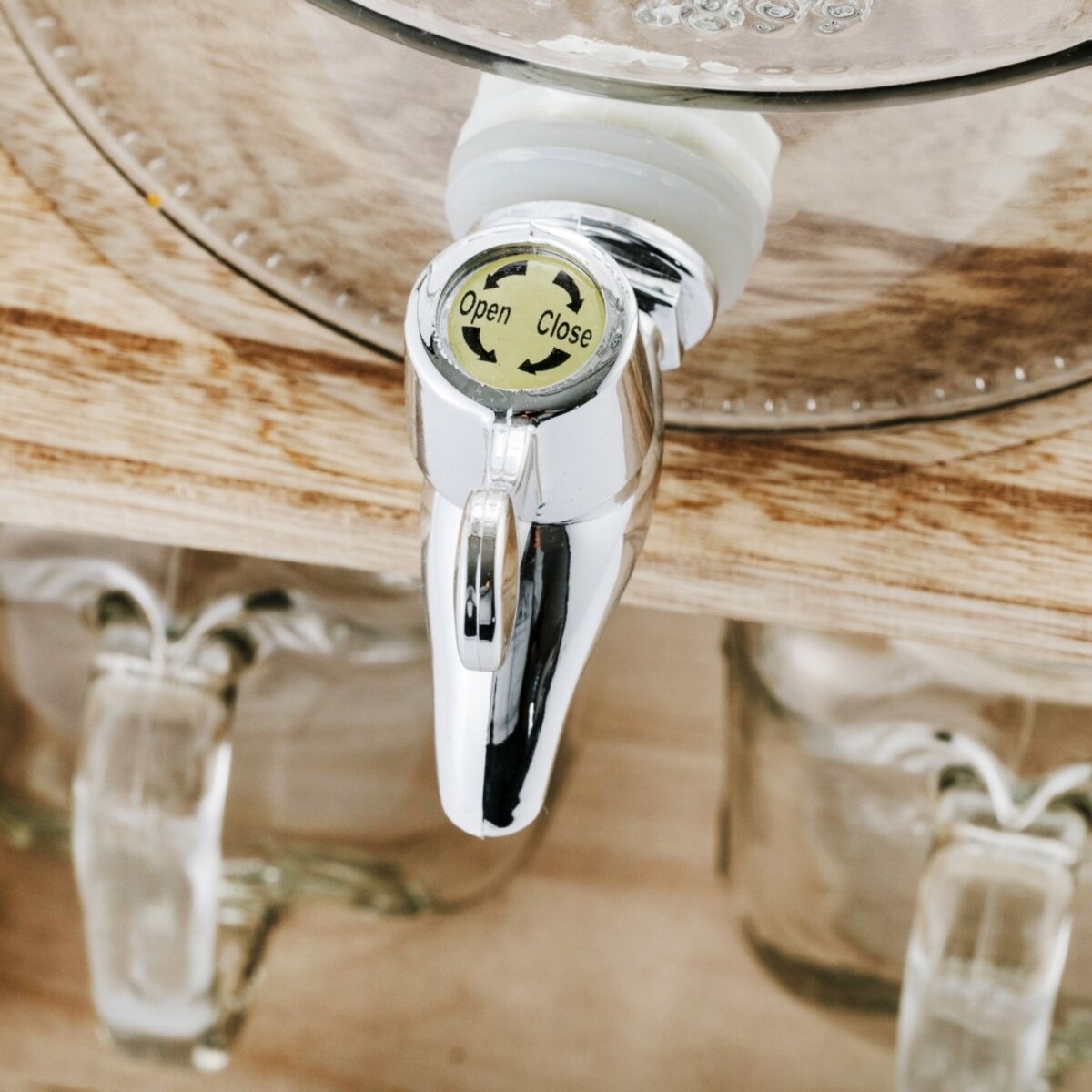 Słoik Z Kranikiem I Kubkami Picnico