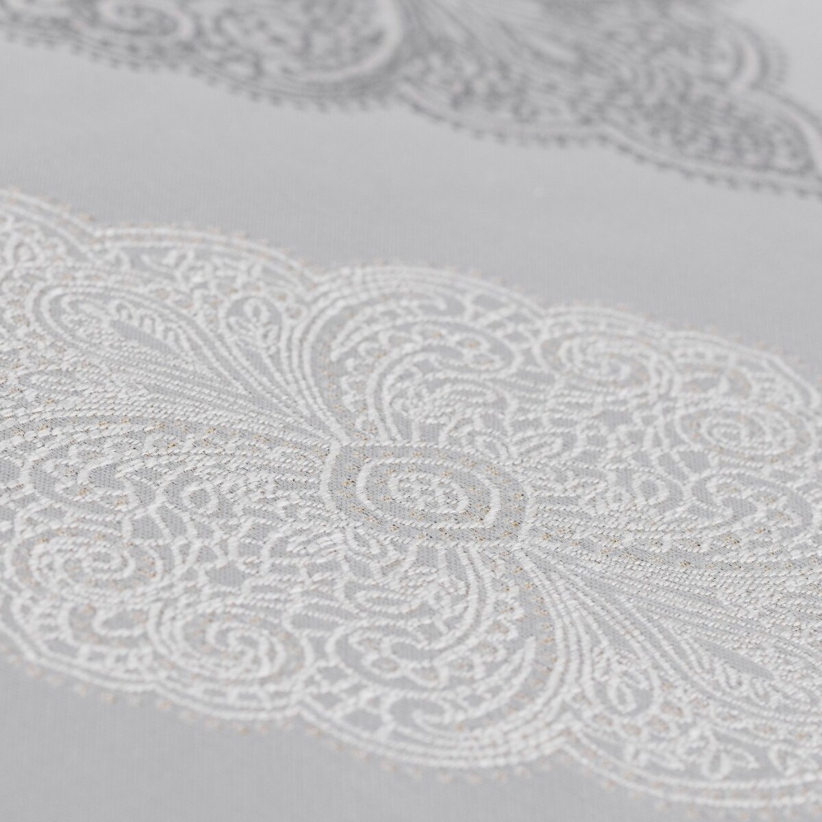 Obrus Hiren 2 140x300