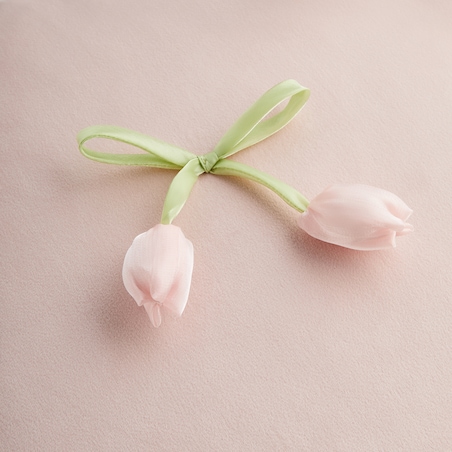 Poszewka Haftowana Broseley 45x45 cm z motywem kwiatowym