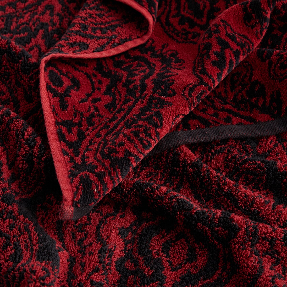 Ręcznik żakardowy Beskar 70x130 cm z motywem arabeski