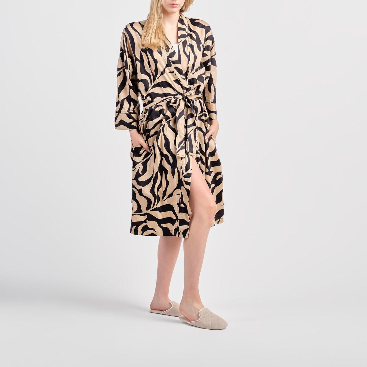 Szlafrok z bawełny satynowej Kamea z motywem liściastym