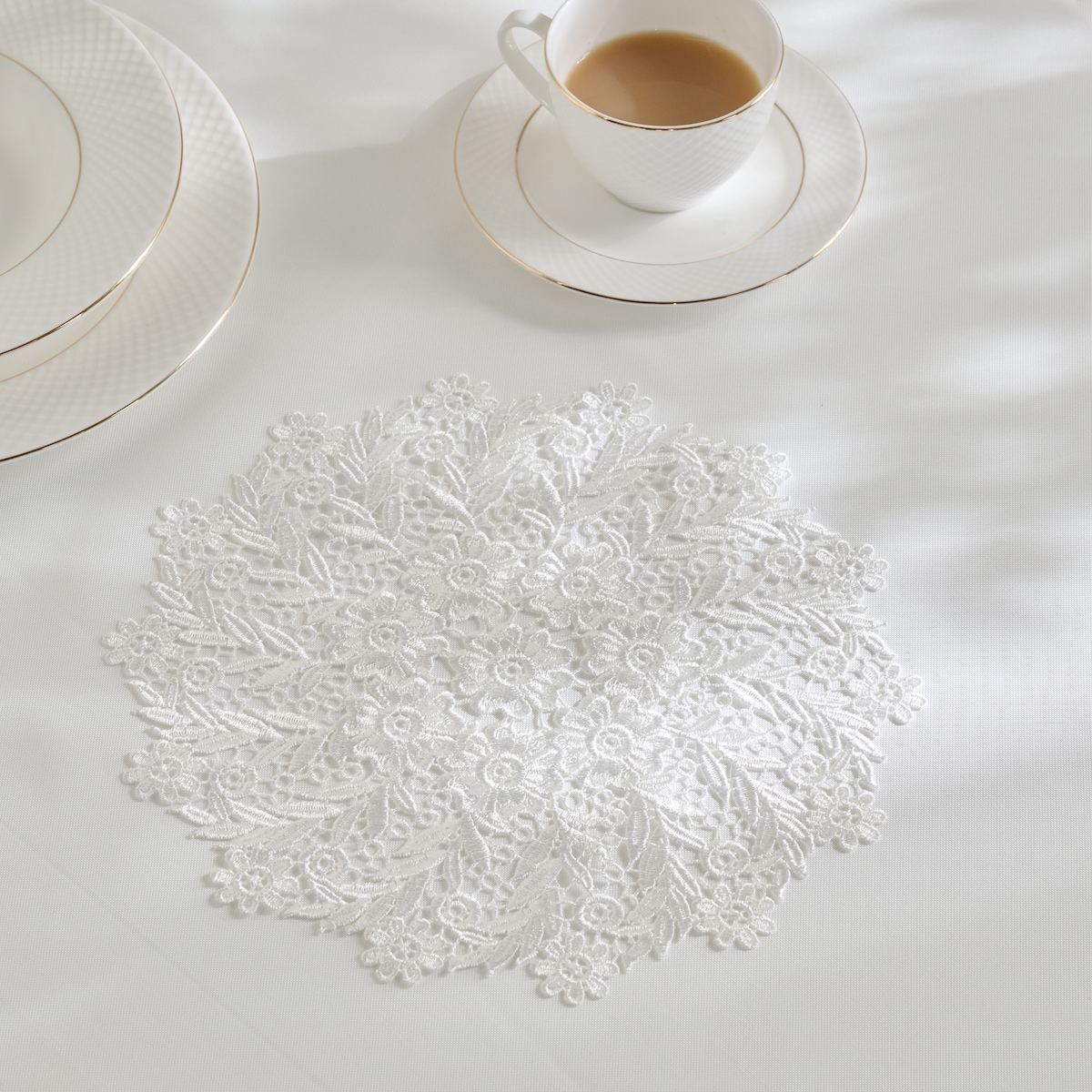 Serwetka Elaria z motywem kwiatowym