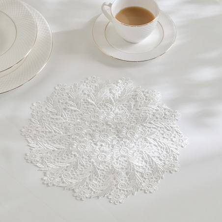 Serwetka Elaria z motywem kwiatowym