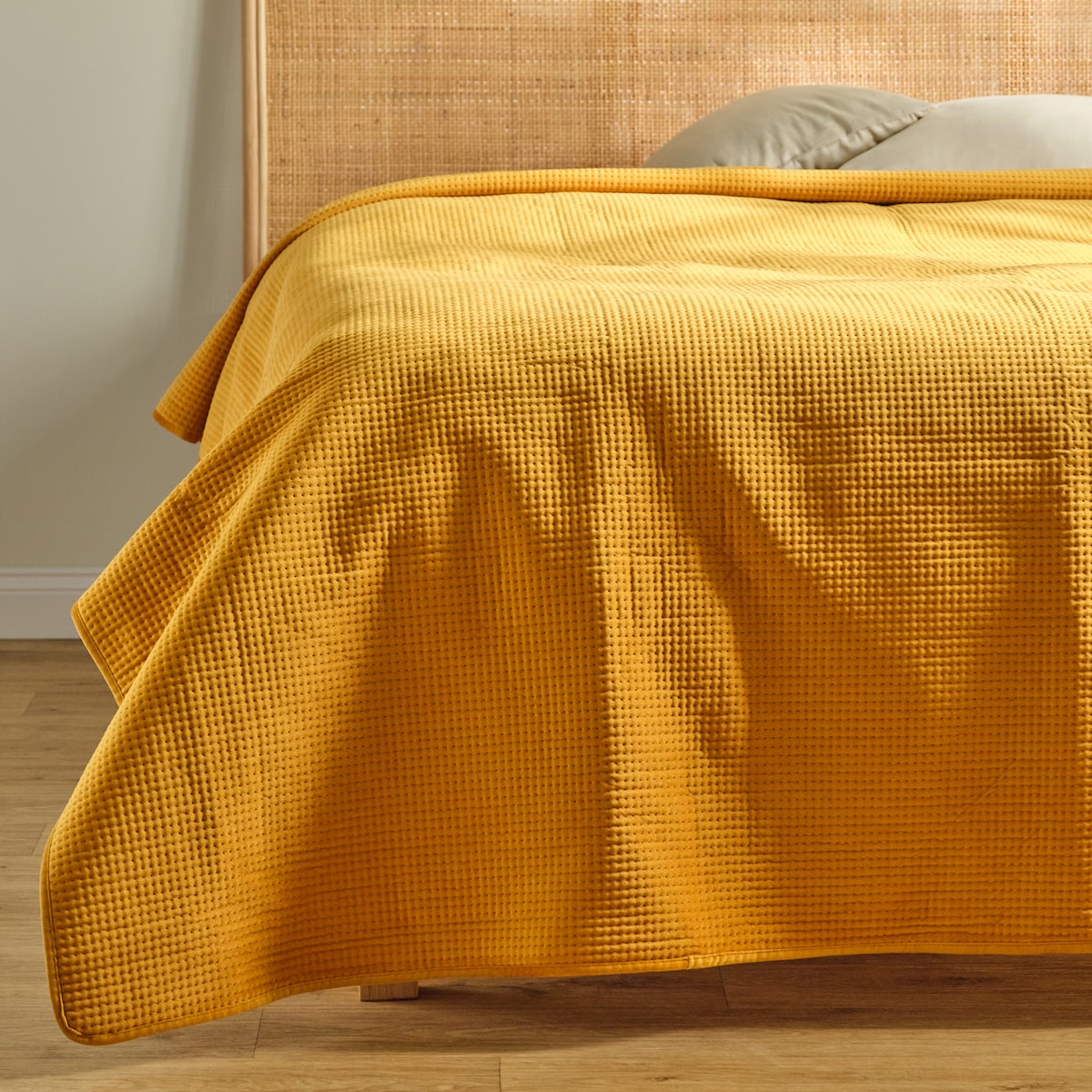 Narzuta Welwetowa w Wytłaczane Drobne Kropki Pontoso 200x220 cm