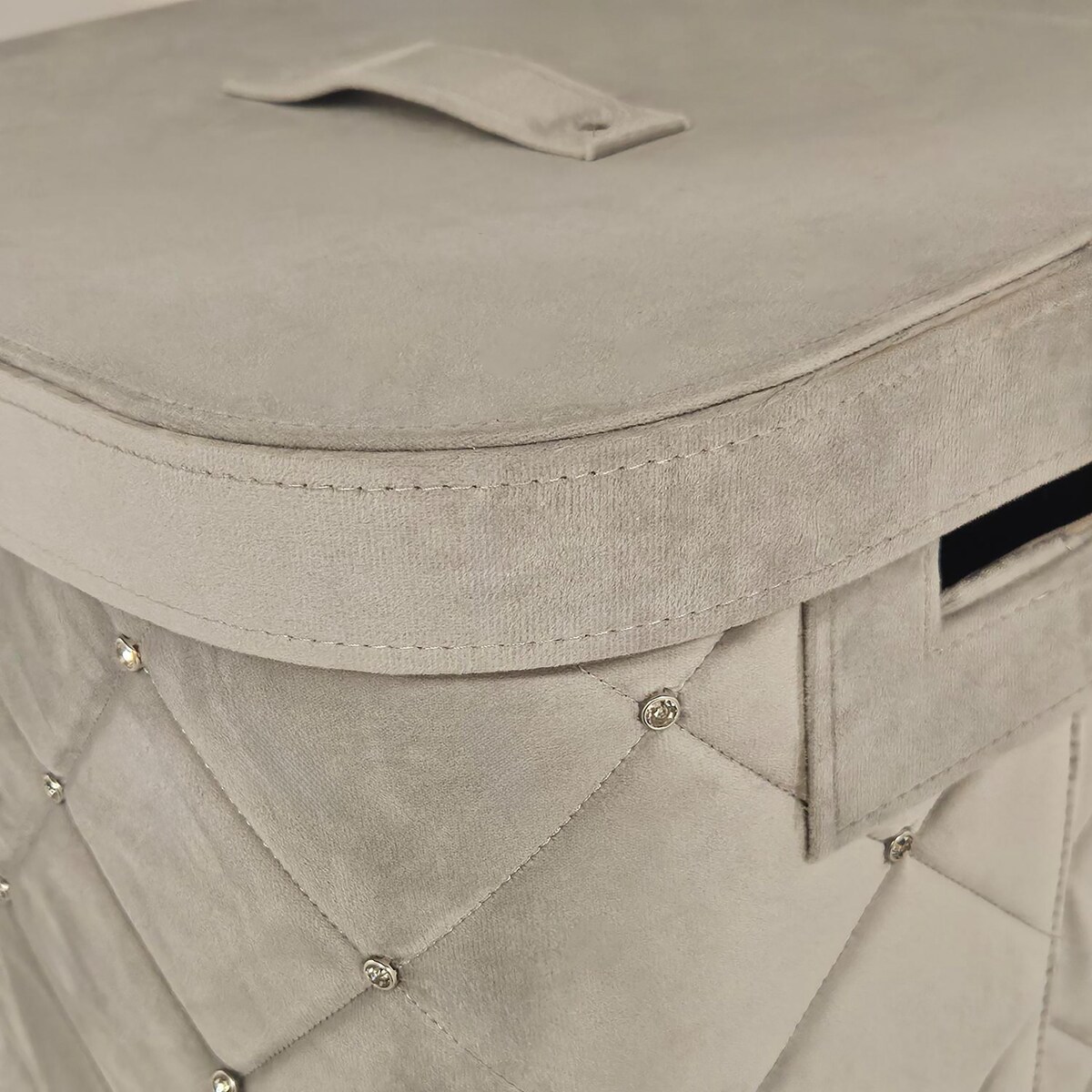 Pikowany kosz na pranie z kryształkami diamento 90 l