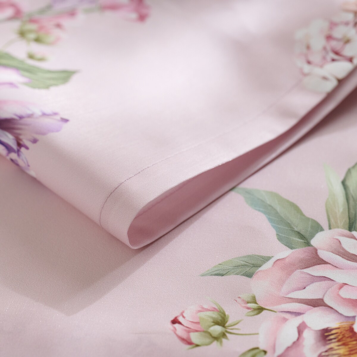 Bieżnik z nadrukiem Tensianis 40x180 cm z motywem kwiatowym