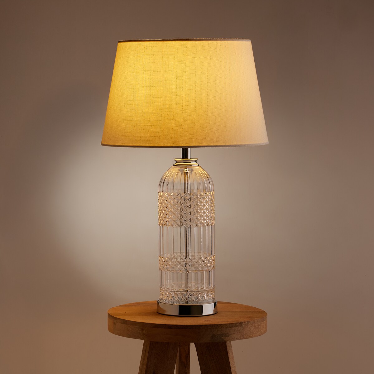 Camden lampa stołowa ze szklaną podstawą