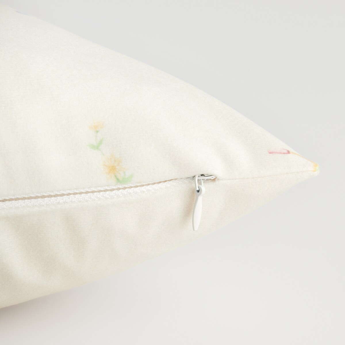 Poszewka z nadrukiem Veloni 45x45 cm