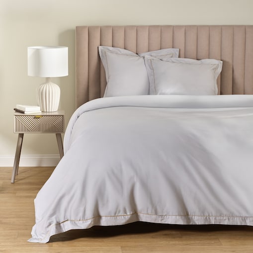 Jednokolorowa pościel z perkalu z lamówką Perlamo 200x200 cm