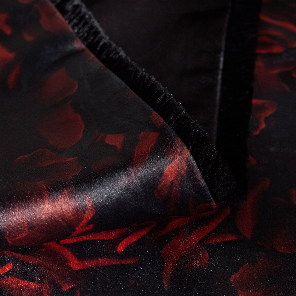 Bieżnik Estillo 40x180 cm z motywem kwiatowym