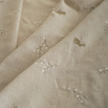 Obrus Haftowany Bazinka 150x220 cm z motywem bazi