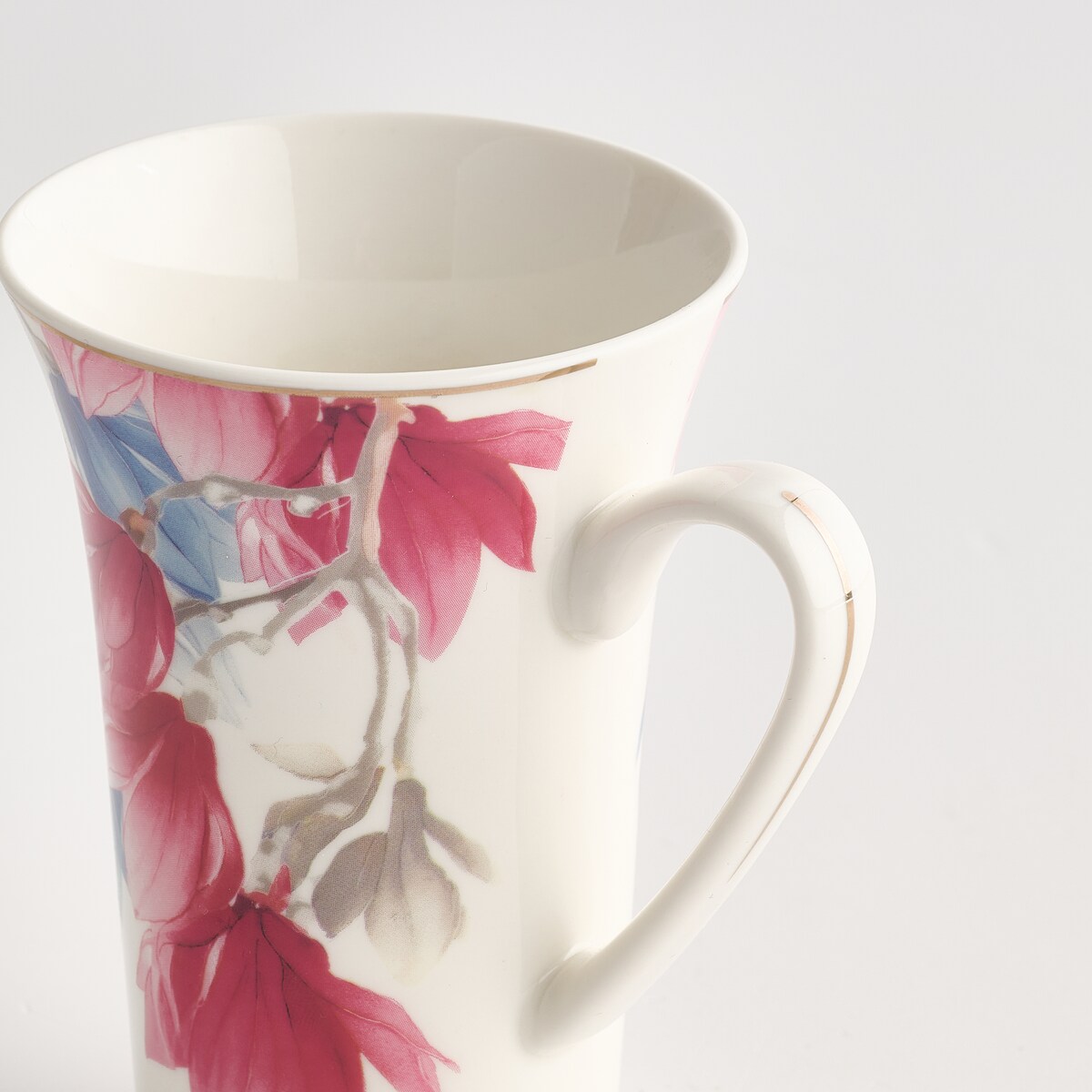 Kubek Fladis z motywem kwiatowym