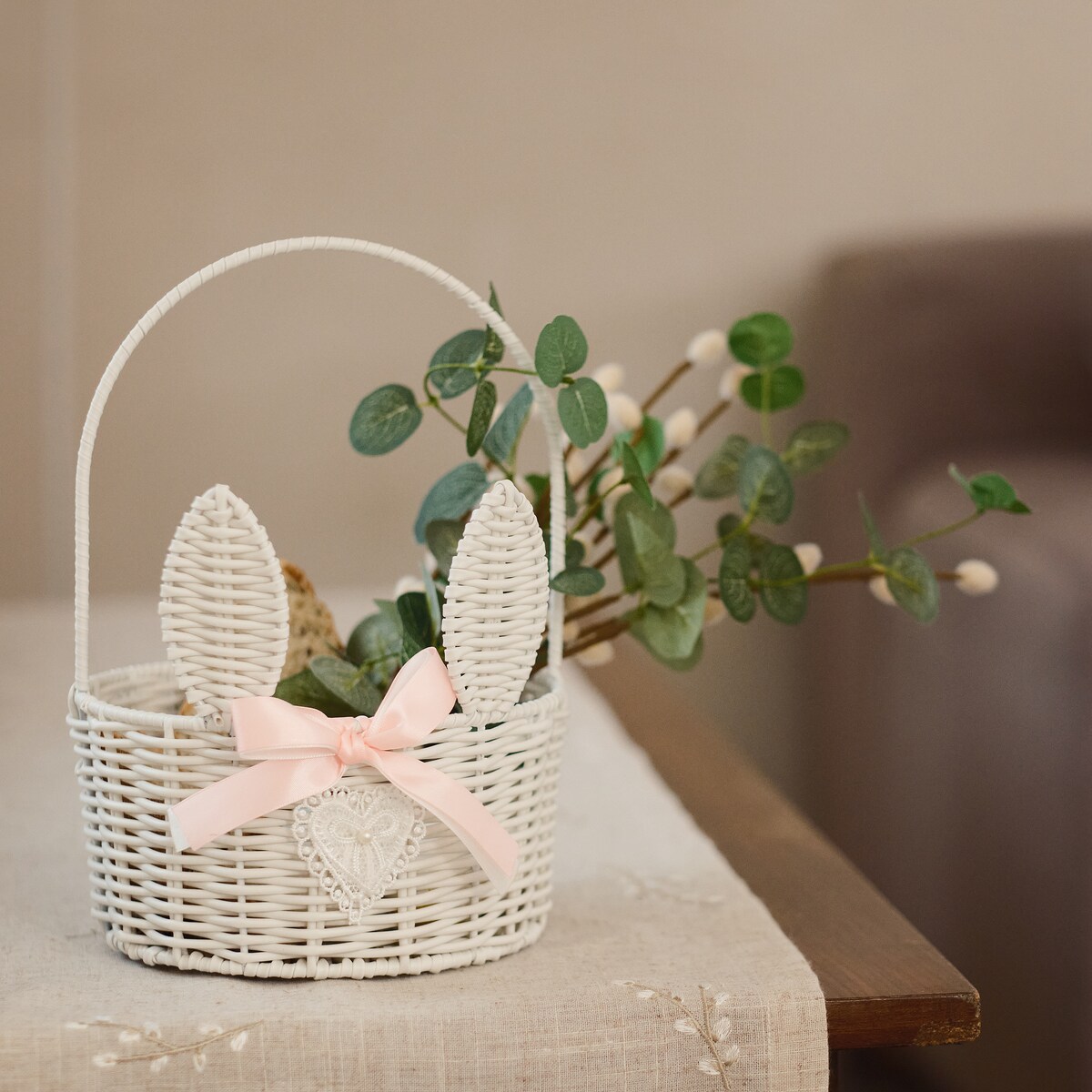 Koszyk z rączką Bunkie z motywem królika