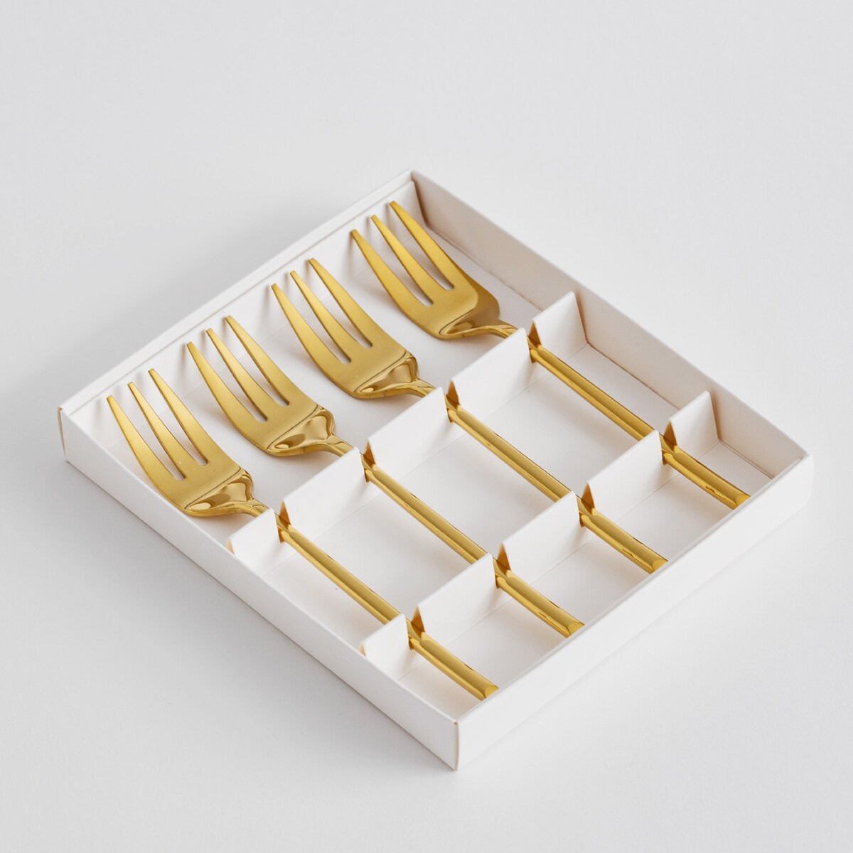 Dessert Forks Set Conrado