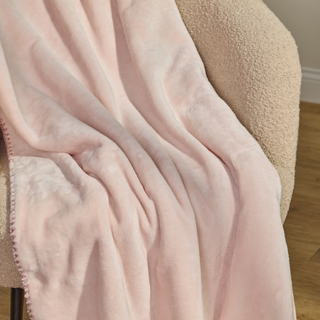 Jednokolorowy koc z wiskozą Maresa 150x200 cm