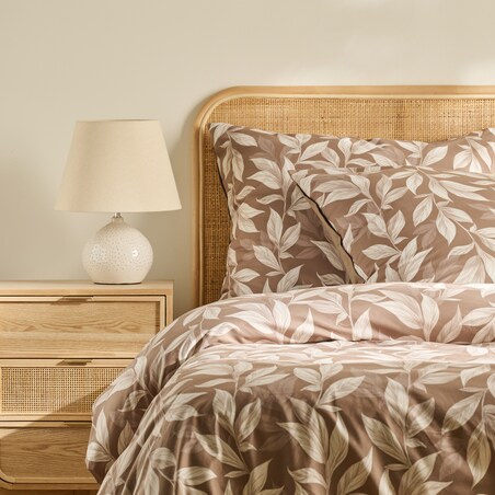 Pościel Z Mikrofibry Castalia 200x220 cm z motywem liściastym