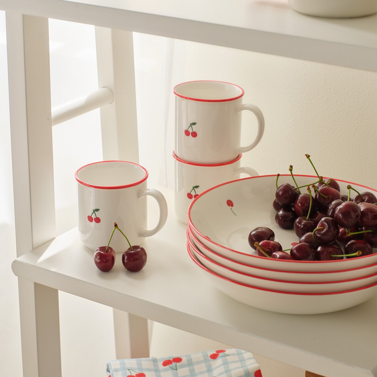 Miska Cherries z motywem owoców