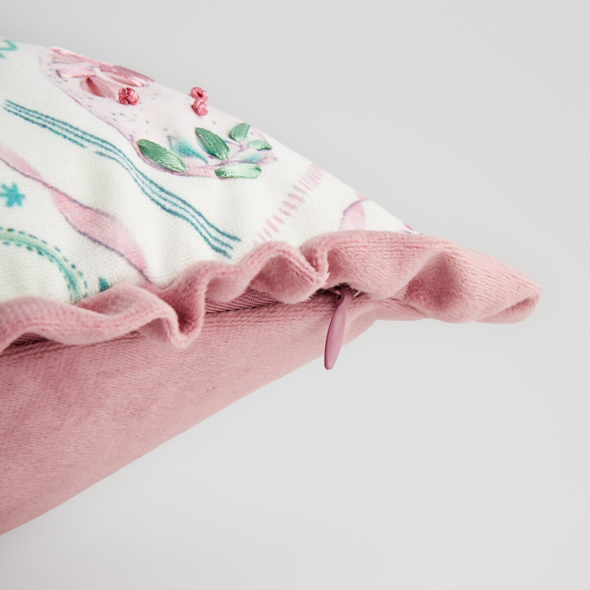 Poszewka Haftowana Florara 45x45 cm z motywem jajka