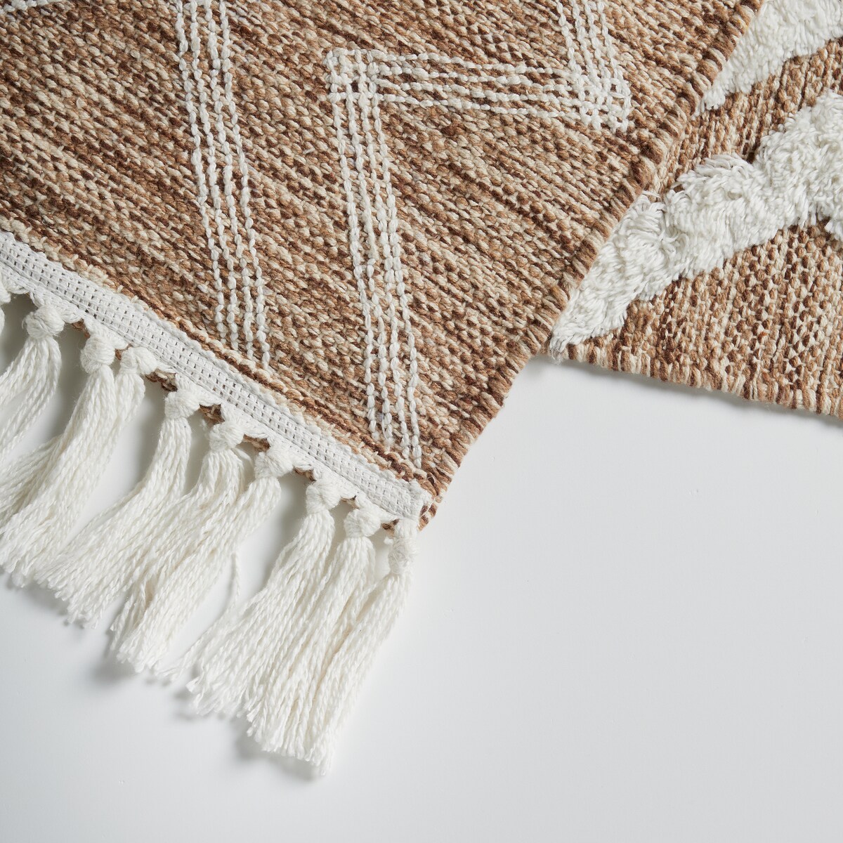 Dywan Nesna 120x180 cm z wzorem geometrycznym