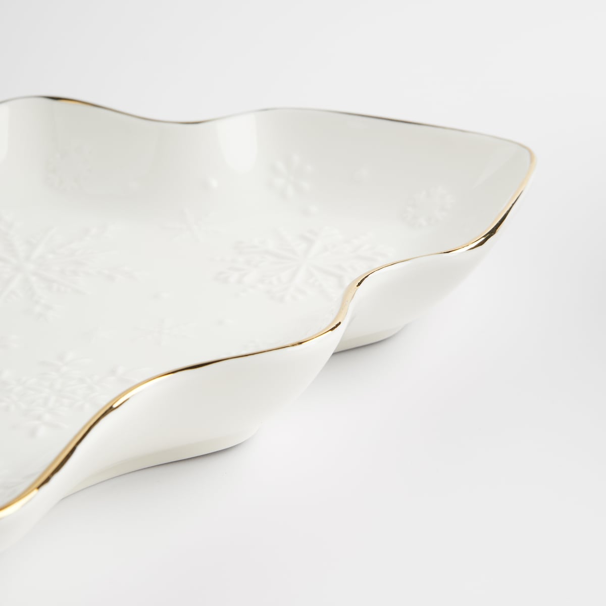 Patera Frostingo tree z motywem śnieżynki