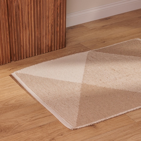 Dywanik Fringer 60x90 cm z motywem geometrycznym