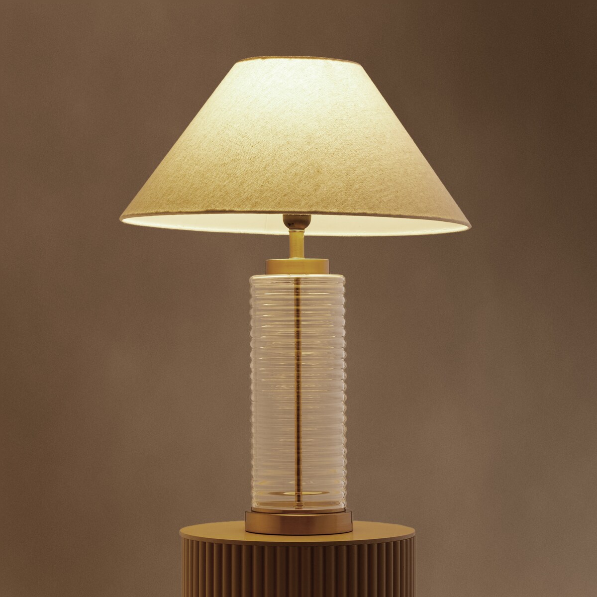 Lampa Stołowa Ze Szklaną Podstawą Ring