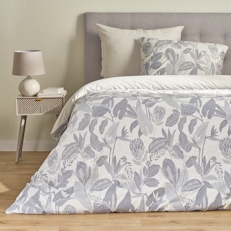 Komplet pościeli żakardowej Karlosa 200x220 cm z 2 poszewkami 70x80