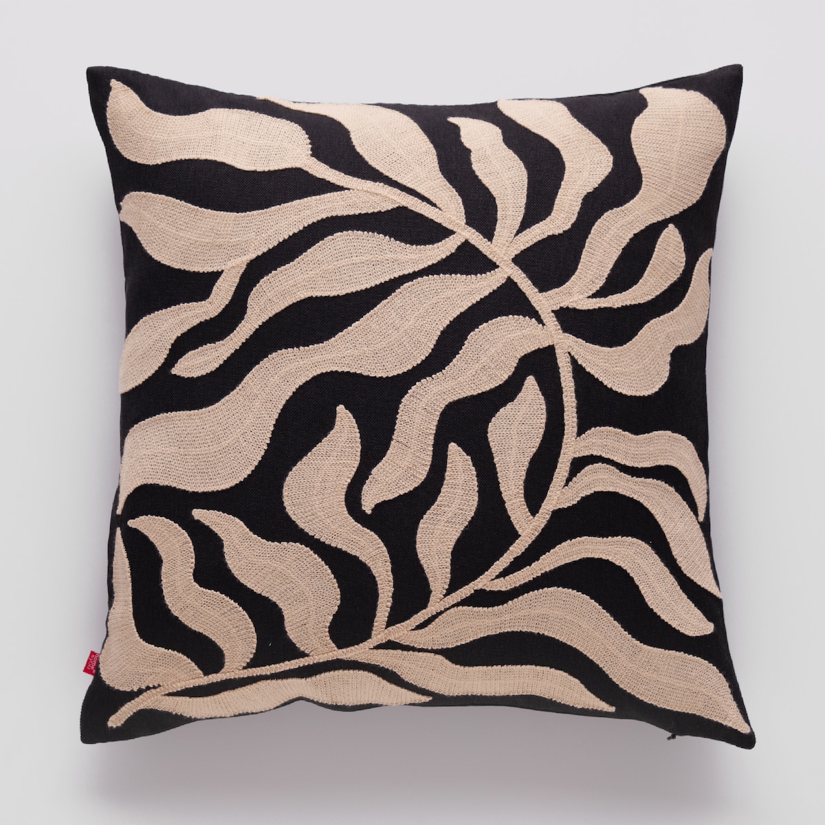 Poszewka Haftowana Kamea 45x45 cm z motywem roślinnym