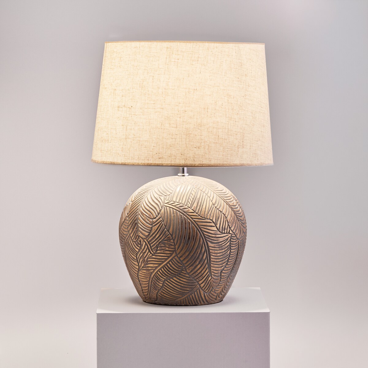 Lampa Stołowa Pinisi z motywem liściastym