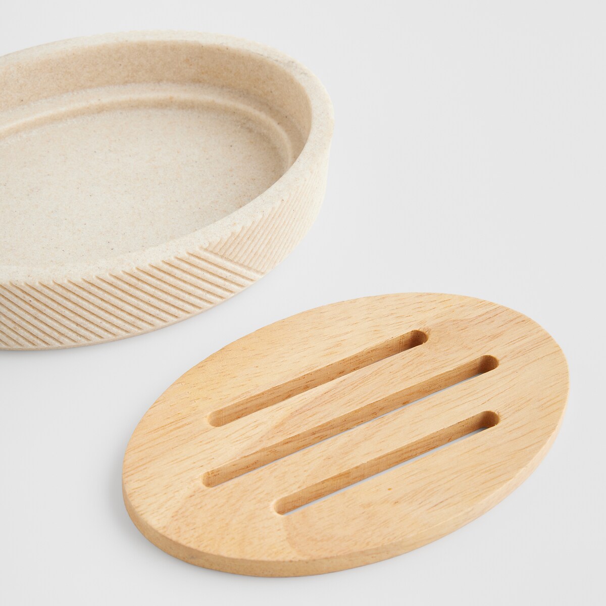 Mydelniczka Ravanna z motywem geometrycznym