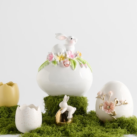 Figurka Eglina z motywem jajka