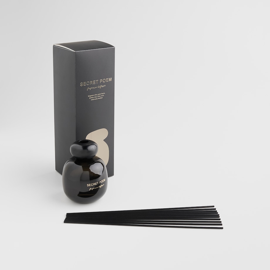 Odświeżacz Powietrza Ling z motywem napisów