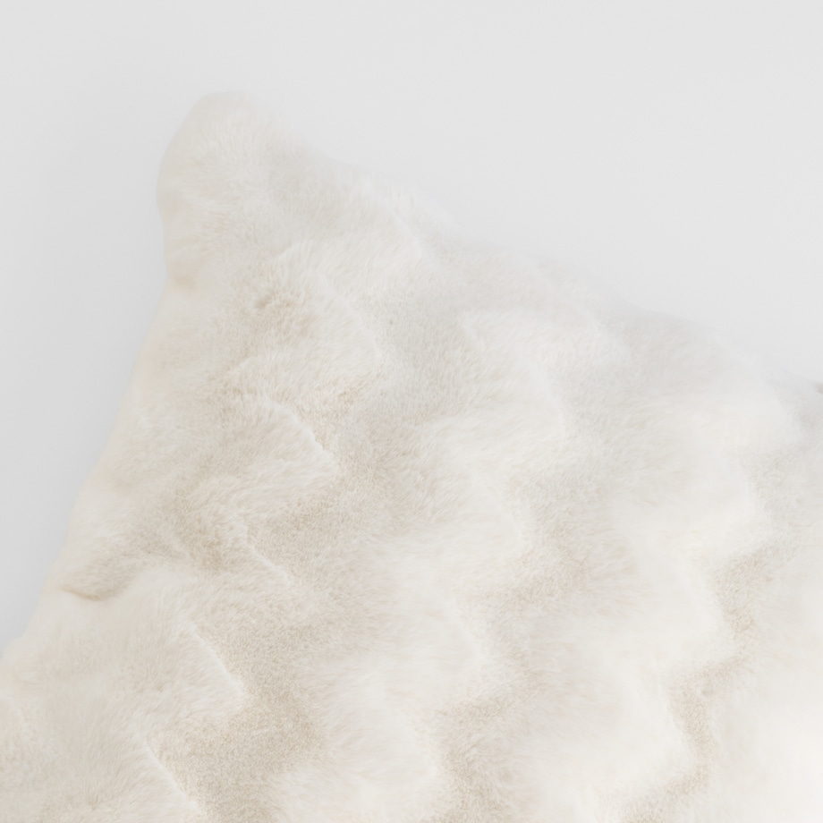 Poszewka Futrzana Pilora 45x45 cm z motywem geometrycznym