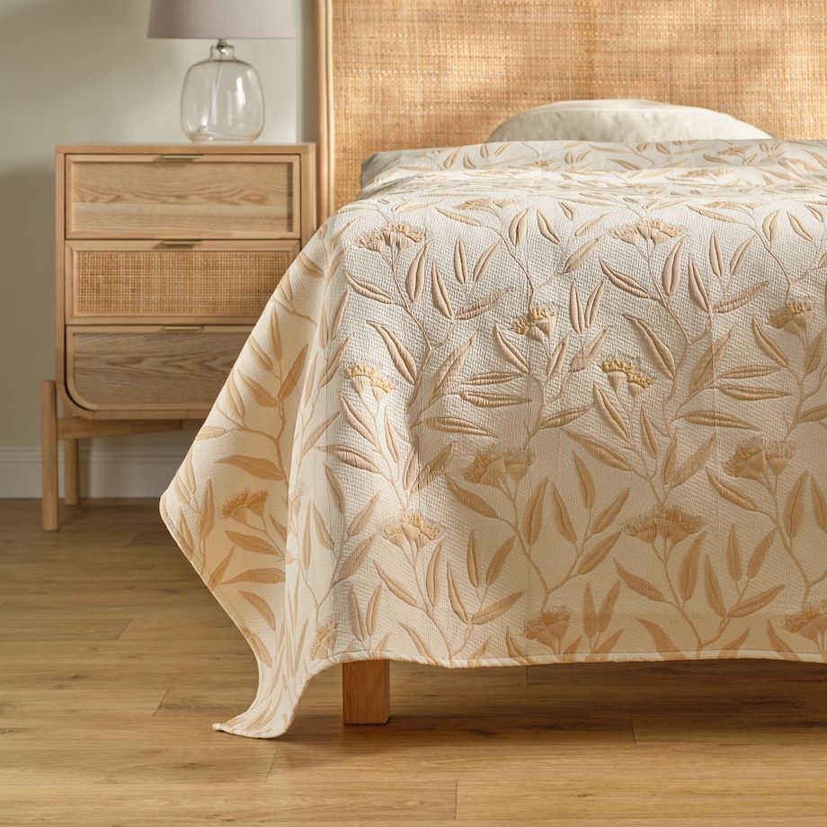 Narzuta Giardino 200x220 cm z motywem liściastym