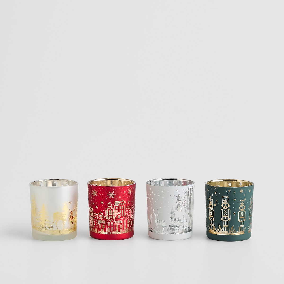 Świecznik Hausik z motywem domku