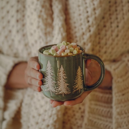 Kubek Z Dodatkiem Dinatale z motywem choinki