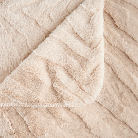 Jednokolorowa futrzana narzuta na łóżko Sarafi 180x220 cm z motywem zwierzęcym