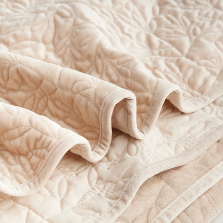 Narzuta Seviana 200x220 cm z motywem arabeski