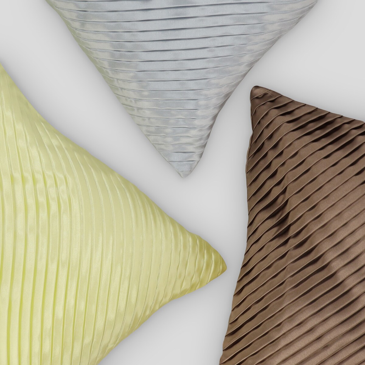 Poszewka satynowa plisowana Darlita 45x45 cm