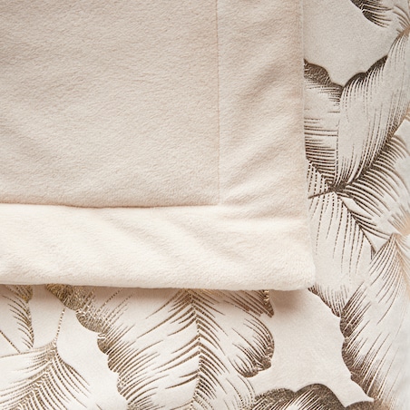 Wzorzysta narzuta na łóżko Foglare 220x240 cm z motywem liściastym
