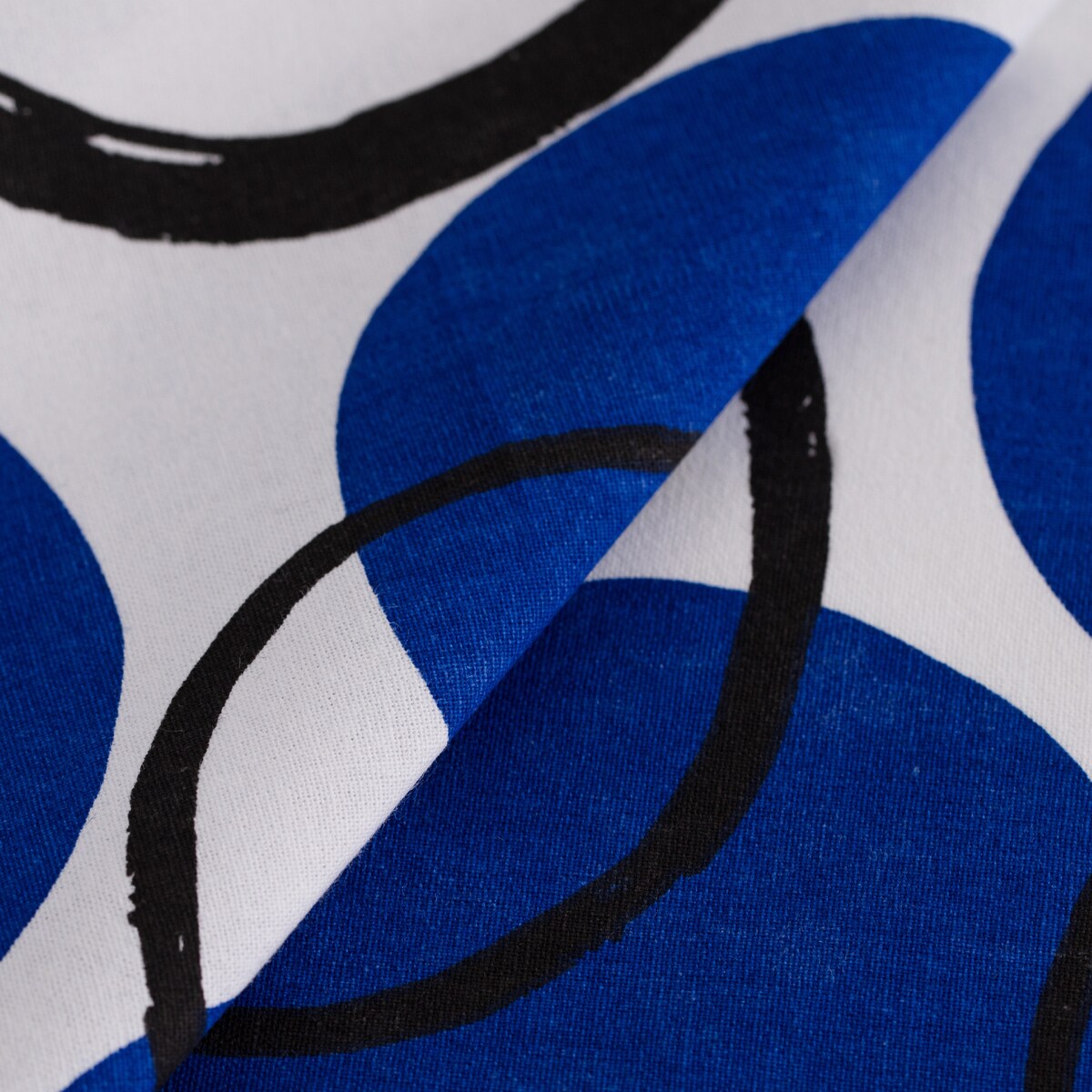 Obrus Kropis 150x220 cm