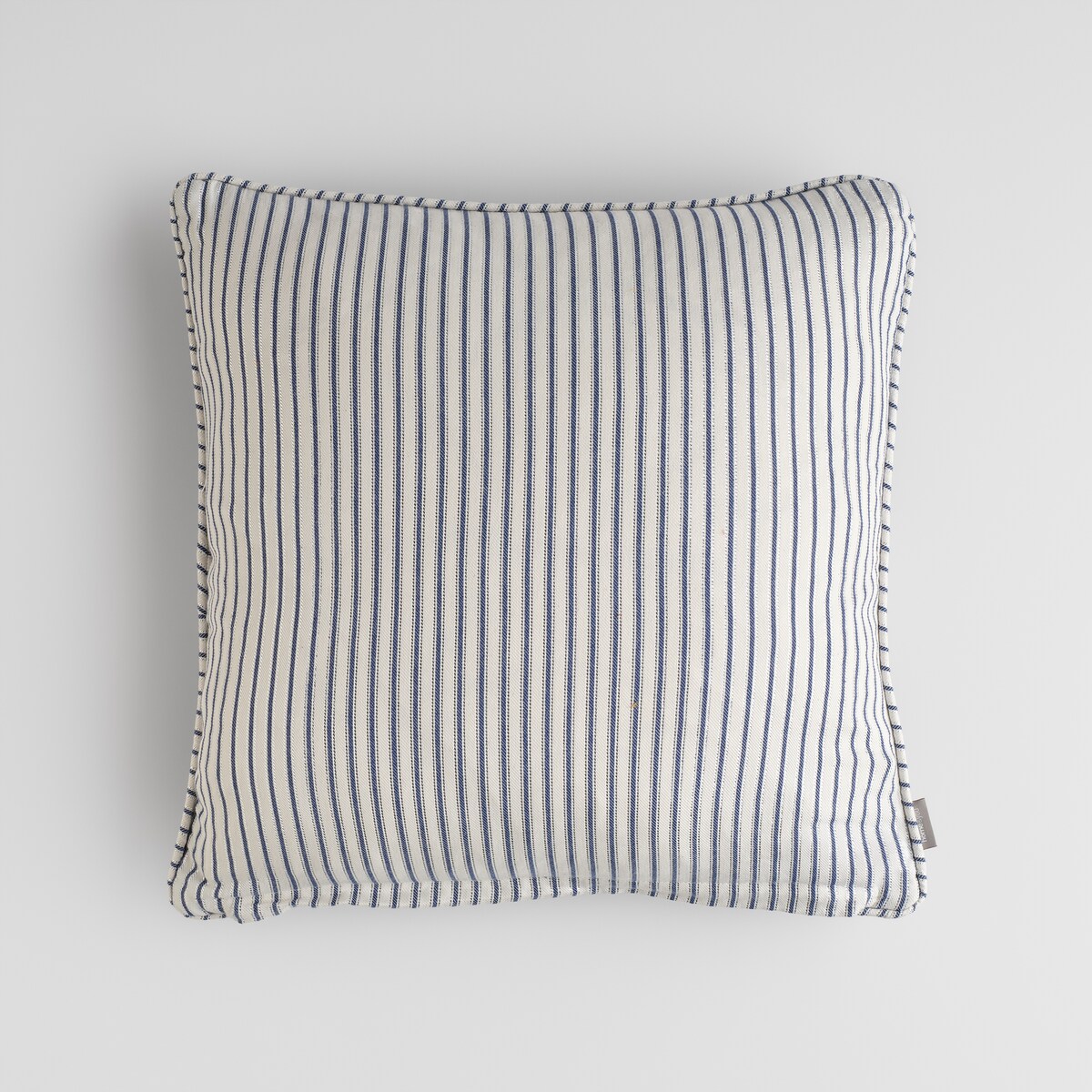 Poszewka Haftowana Eira 45x45 cm