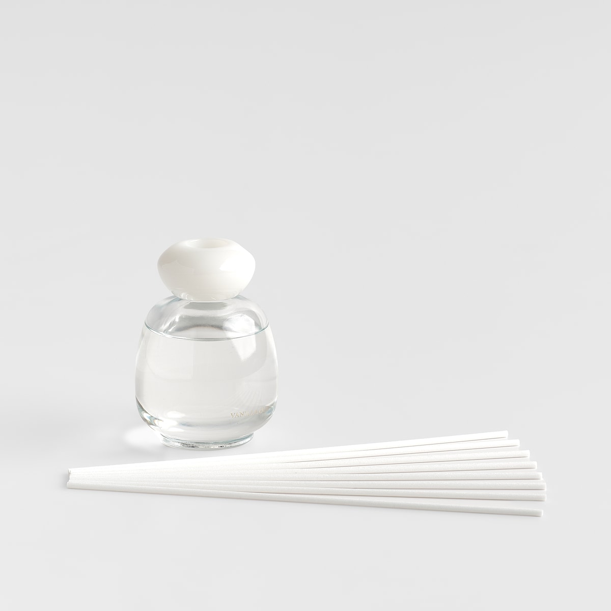 Dyfuzor zapachowy z patyczkami Tint 120 ml