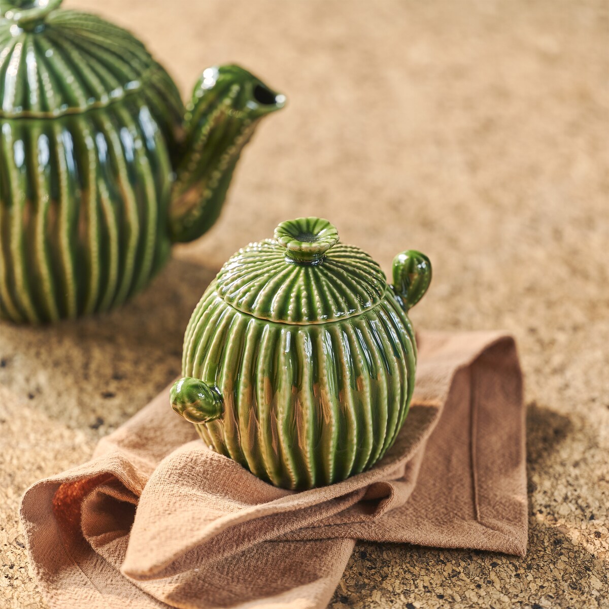 Cukiernica Cacti z motywem roślinnym