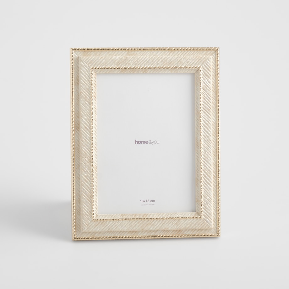 Ramka Aligane