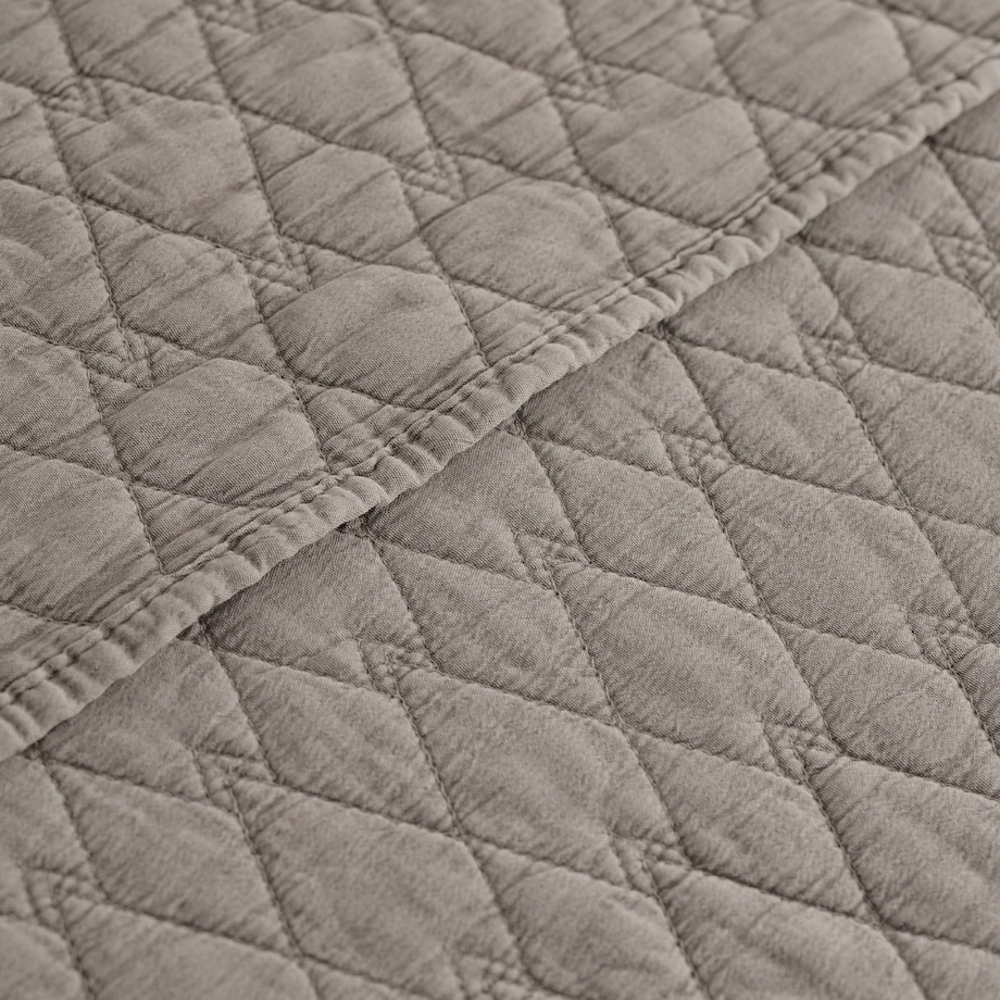 Narzuta z Efektem Sprania Przeszywana w Geometryczny Wzór Moonsone 200x220 cm