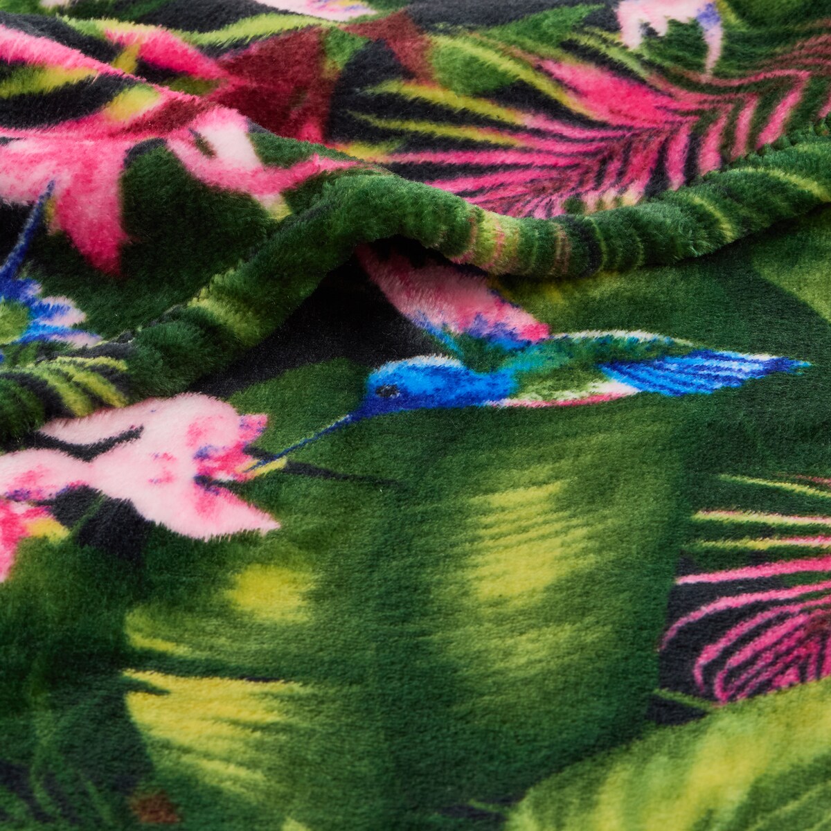 Drukowany koc Tripio 150x200 cm z motywem tropikalnym