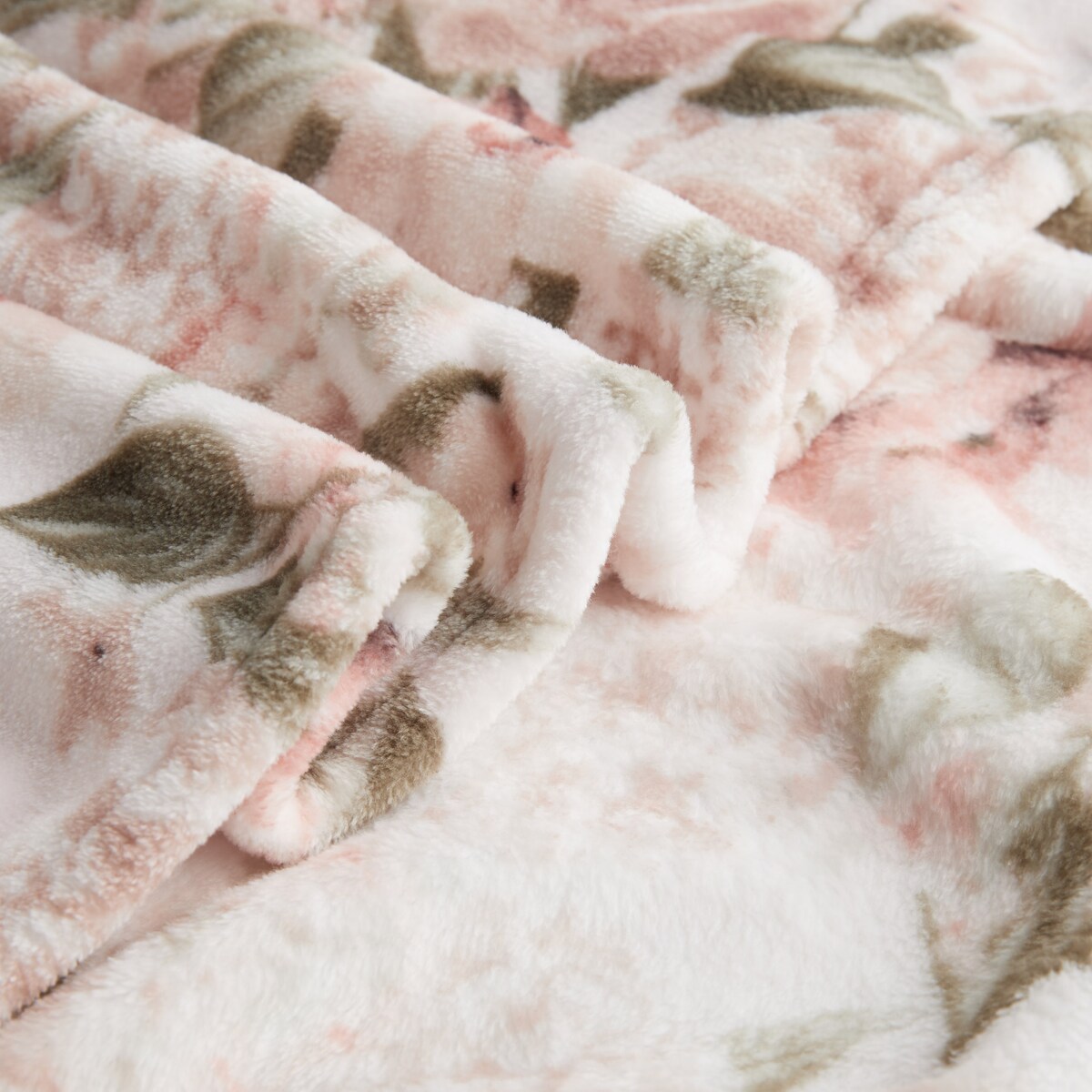 Koc Amorette 150x200 cm z motywem kwiatowym