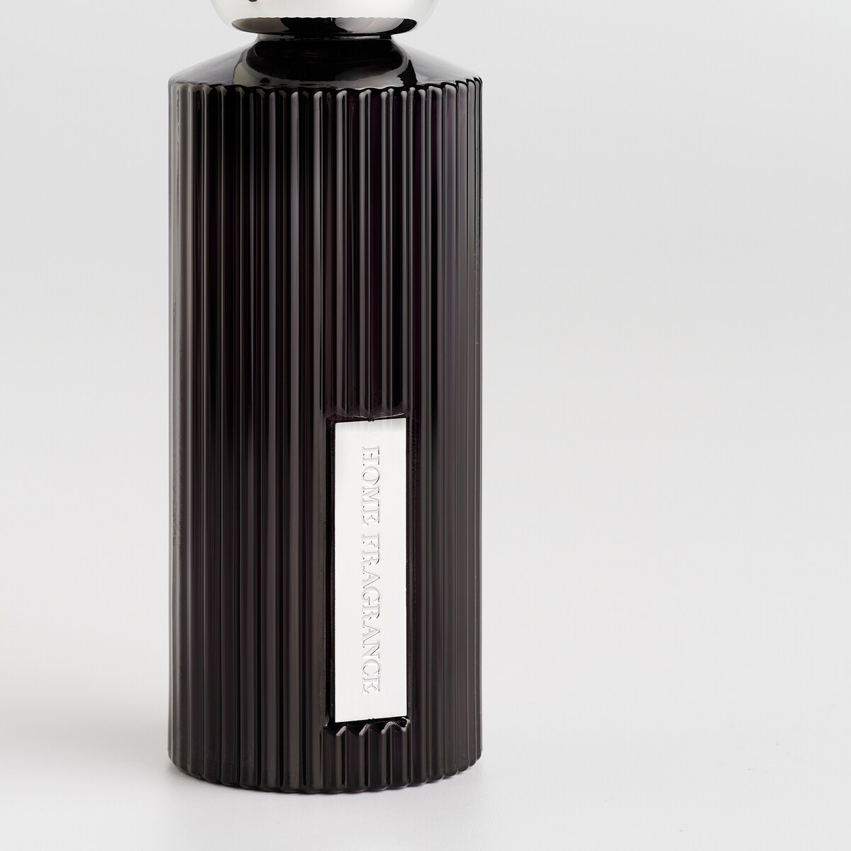 Odświeżacz Powietrza Serenades z motywem napisów