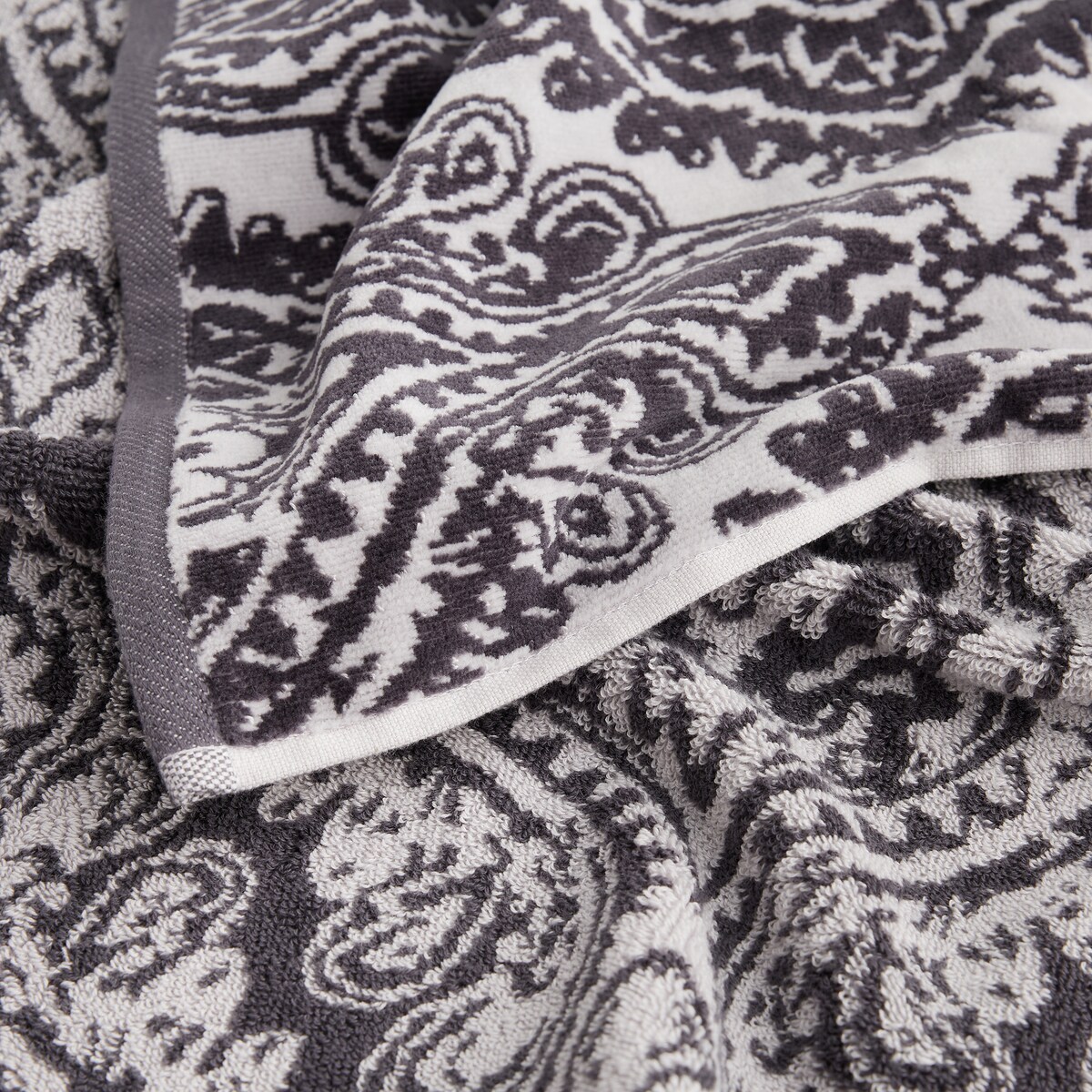 Ręcznik żakardowy Beskar 50x90 cm z motywem arabeski